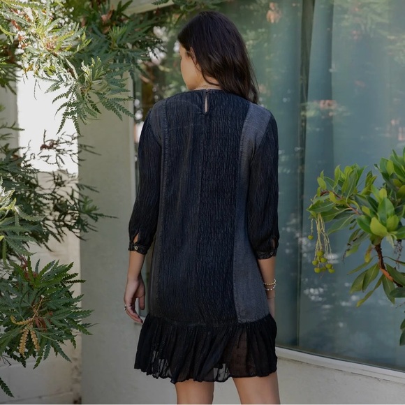 Boho Short Dress with Artisan Embroidery - Picture 3 of 7